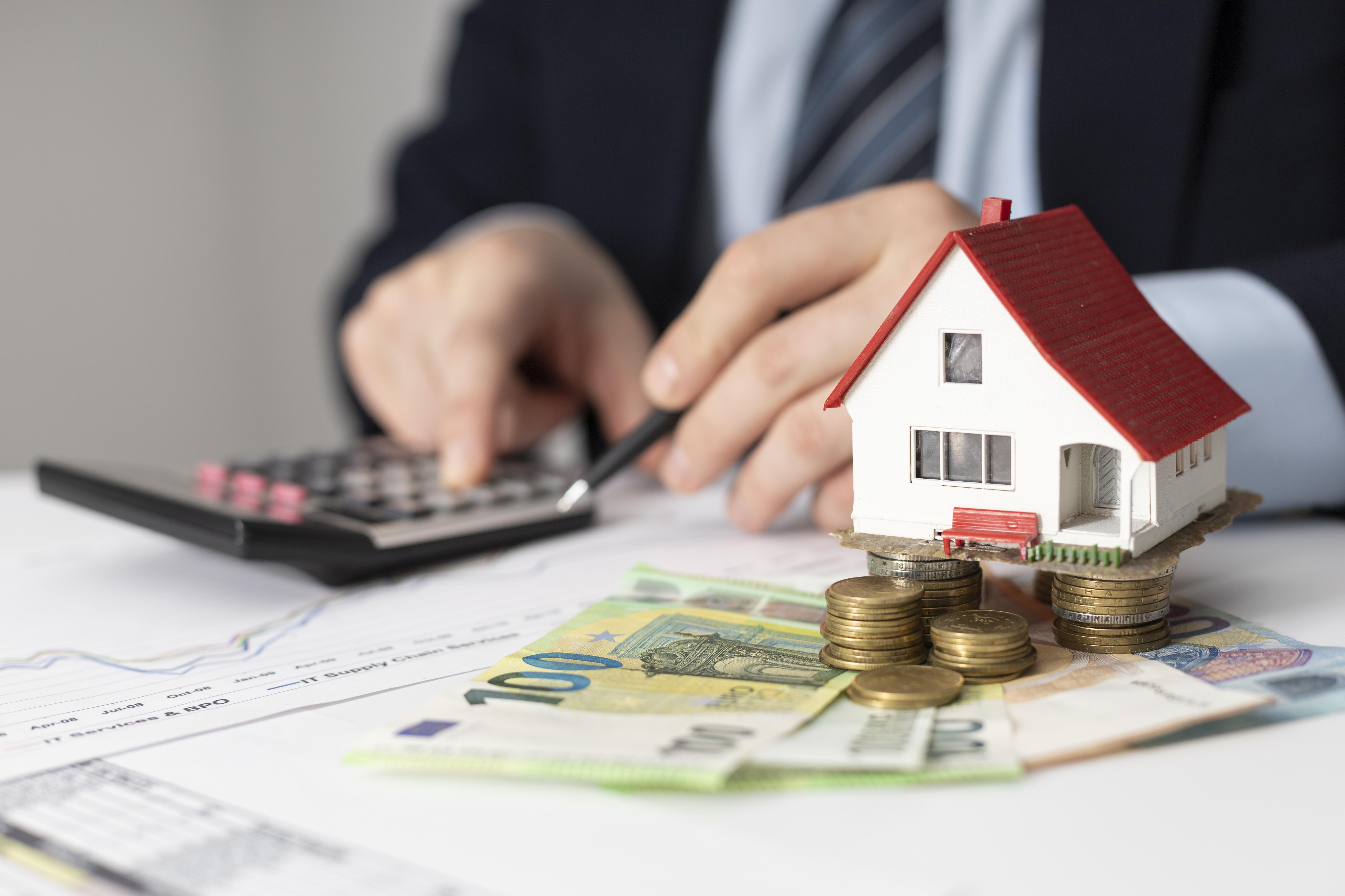 Savings & Investments